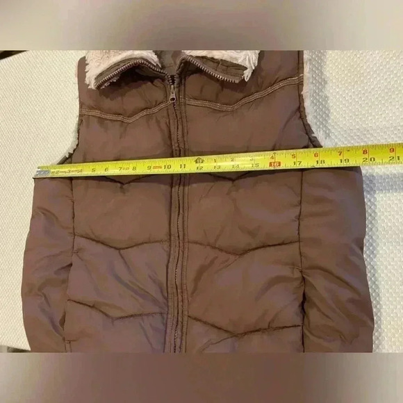 Women’s Vintage Style Faux Fur Winter Jacket Vest- Medium Brown /cream pockets - Picture 7 of 8